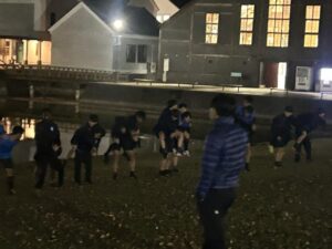 男子サッカー部　学内トレーニング