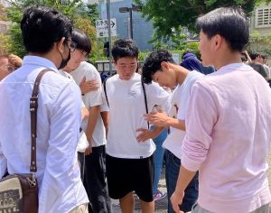 探求WEEK　2年生、留学生との街歩きーー22日