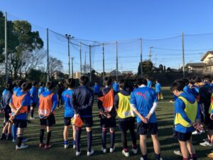 男子サッカー部　練習再開