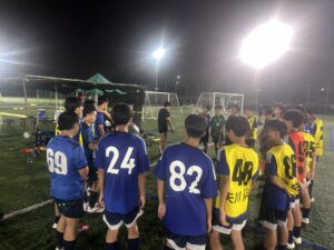 男子サッカー部　校外練習　練習試合